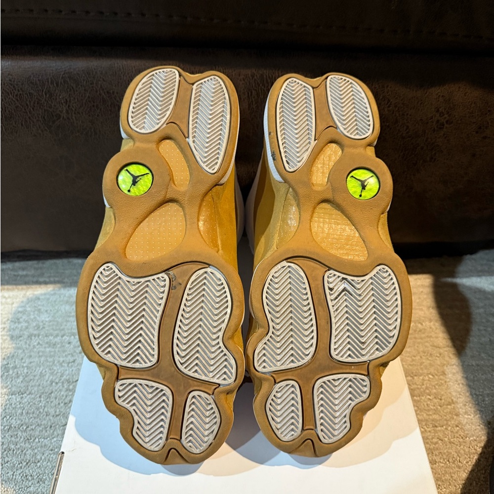 Air Jordan 13 Retro - Picture 7 of 7